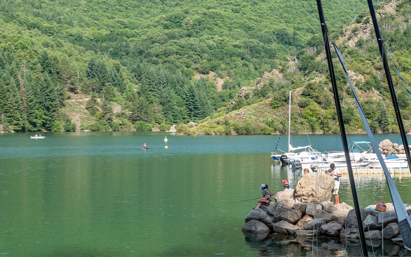 Pêche au Camping Lac de Villefort