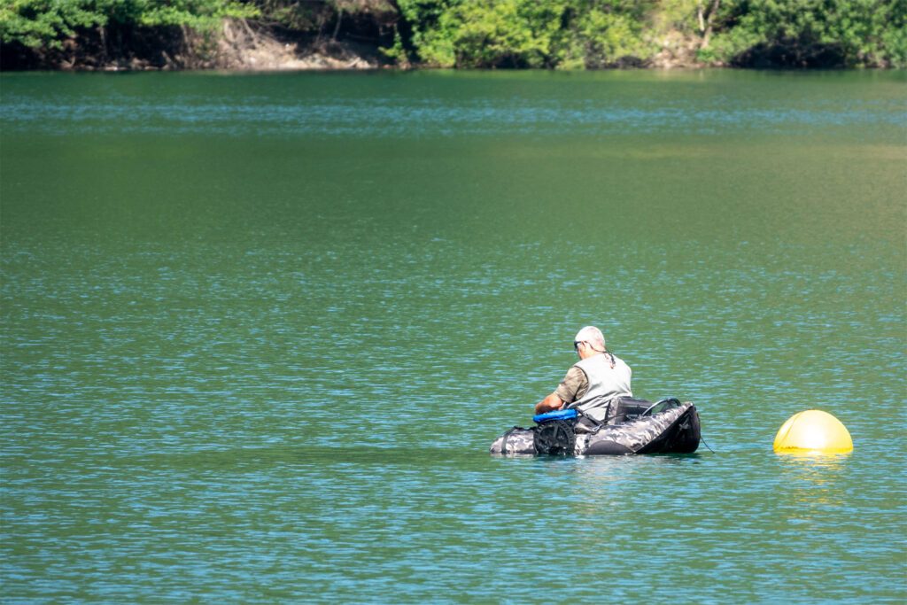Que faire au lac de Villefort ? Pêche