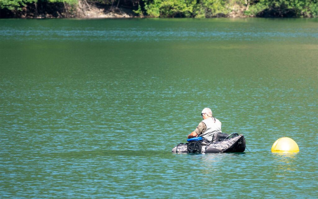 Que faire dans les Cévennes ? Pêche au lac de Villefort